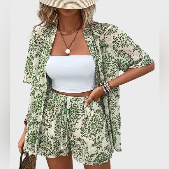 2-Piece Lightweight Shorts Set - Picture 1 of 5